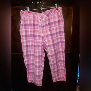 Women's Pink Plaid Capri Size: 14